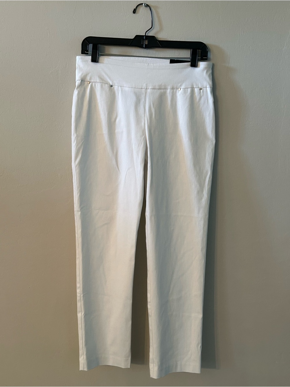 Attyre Audrey Women’s Classic Size 8P White Slim Leg Ankle Pull On Stretch Pants
